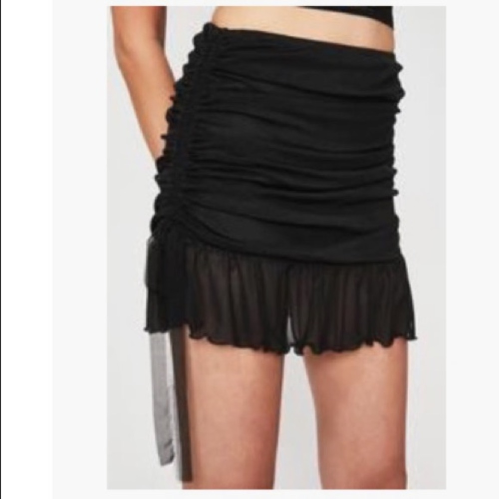 Rouched black mini skirt